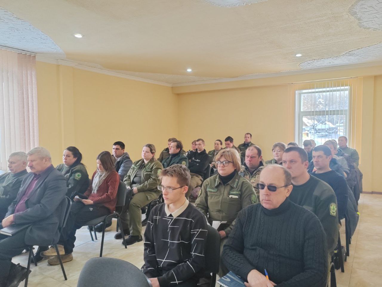 В лесхозах области прошли обучающие семинры по вопросам соблюдения законодательства и борьбе с коррупцией. 