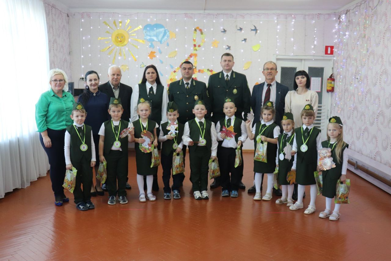 Очередной лесной дозор на вахту заступает